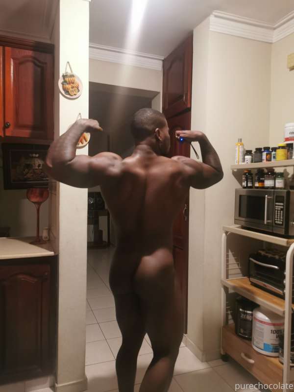 Comenta que te gustaría hacerme 😈🤎🍫🥵🔥