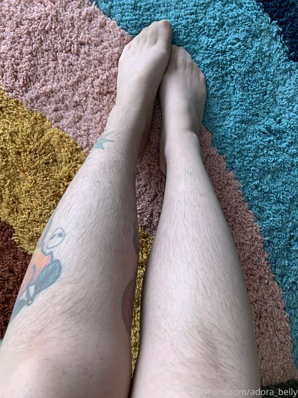 Hairy leg update; stockings edition 😮✨