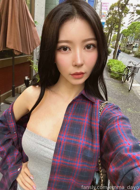 Emma_Dayo - Fansly - 02 Jun, 2025