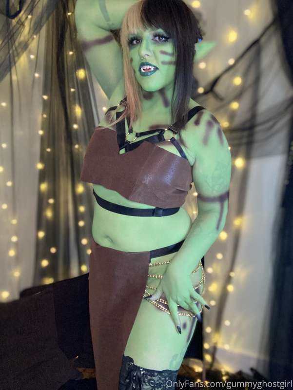 Waiting for a sexy bard to come sweep me off my feet with a .. 20