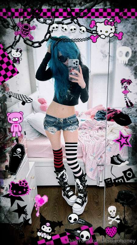 New shoes today x3 here’s some spammmm :3 5