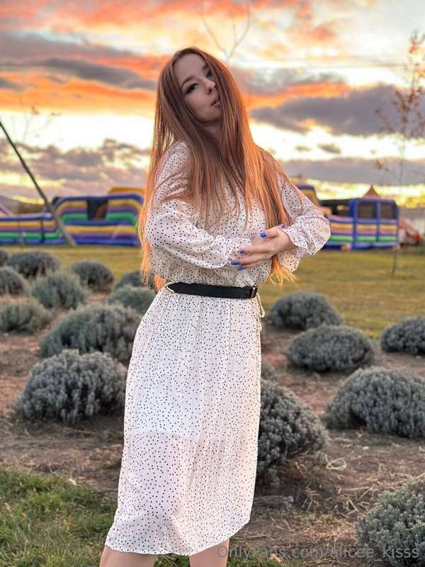 I can't wait for the warm weather to have a photo shoot in t..