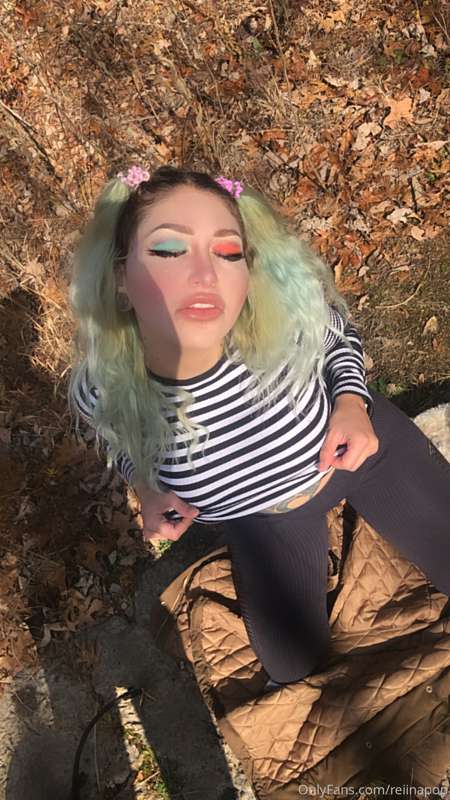 who wants to go hiking with me? 💕 5