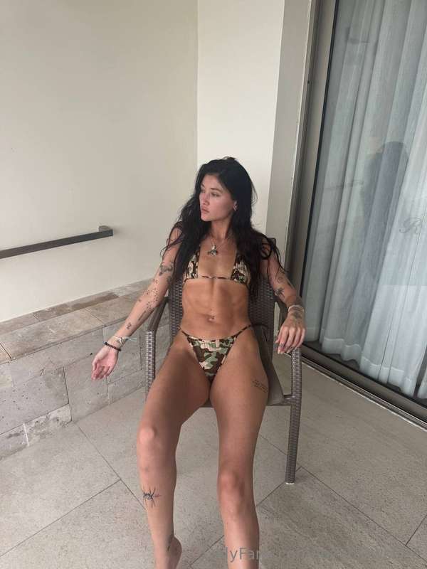 Jozyblowsfree - Onlyfans - 20 Apr, 2025