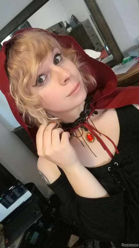Lil Red Riding Rosie~ 2/7 x 3
