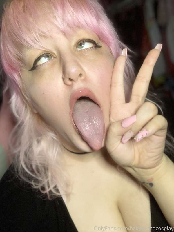 I’m back and I’m better~ 🎵🌸✨ Selfie dump to thank you all fo.. 4