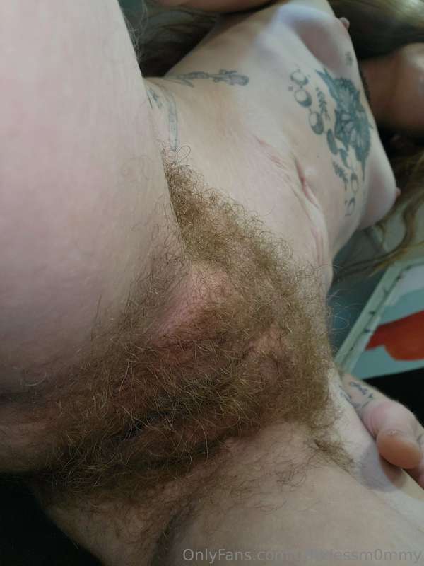 I need my clit sucked on 3