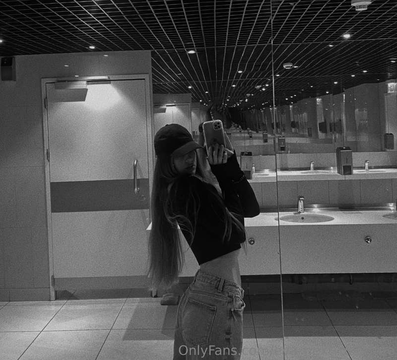 If I had a mirror like this in my house..... I would make a ..