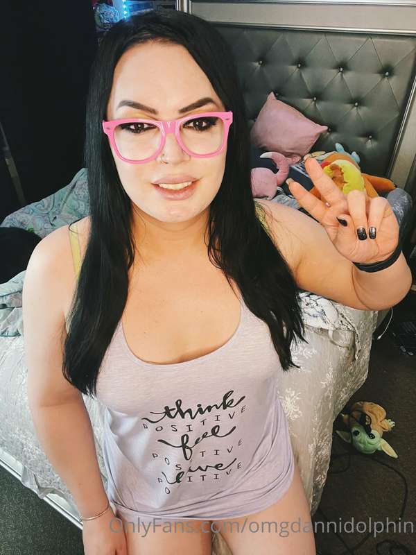 Silly trans-girls do it best. 🖤🤓🐔 12