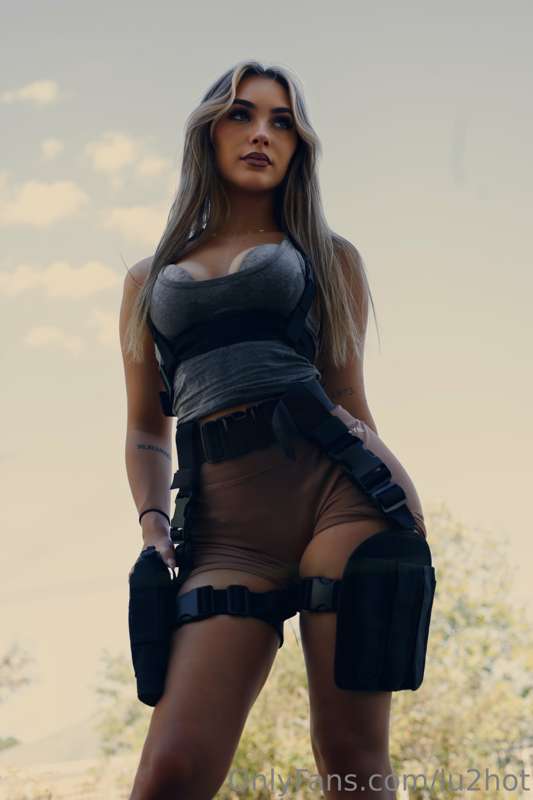 Lara Croft has entered the chat 🖤

Should I start making mor..