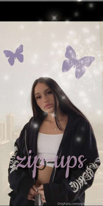 🌞ZIP-UPS🌞 Zip-ups are so nice to have especially in spring w..