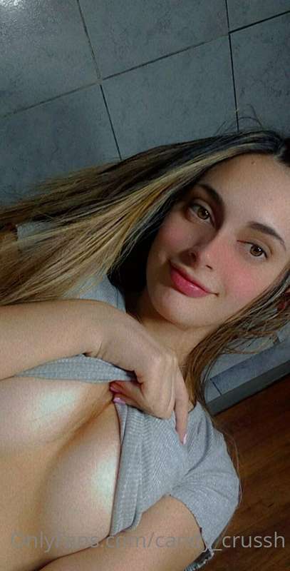 ##FINDOM## @JULIJULI_B 💚ONLINE BABY 💚  🍆 Dickrate  🌶FETISH 🦶..