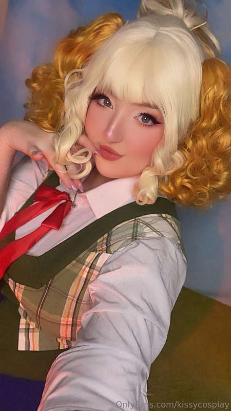 Isabelle set 💁‍♀️  I didn’t take nearly as many topless pict.. 4