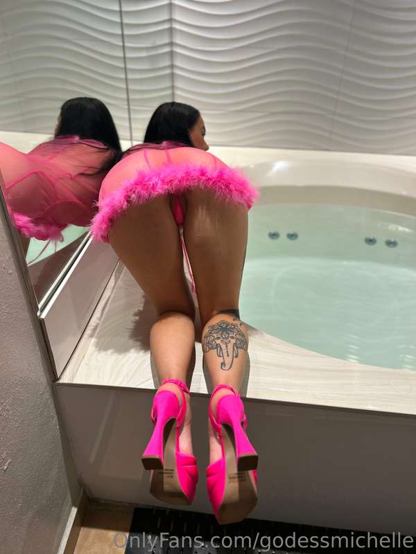 Me fui pinky pal jaccuZi 🛁🫧🚿💖 6
