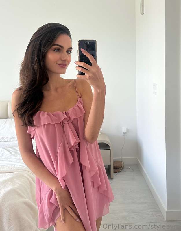 Your favorite cherry blossom🌸 does anyone else like dressing..