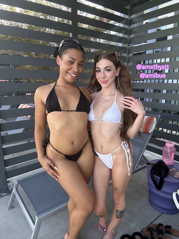 the 2 hottest girls at the pool 🌤️ 2