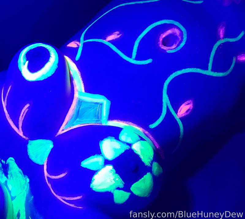 Bluehuneydew - Fansly - 06 Jul, 2022 2