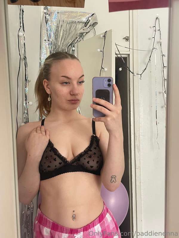 I’m your new internet GF :)