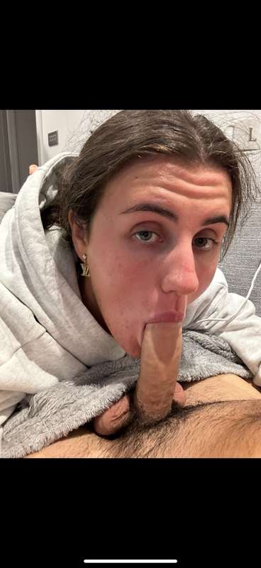 How I want to suck your cock🥵🥵🥵