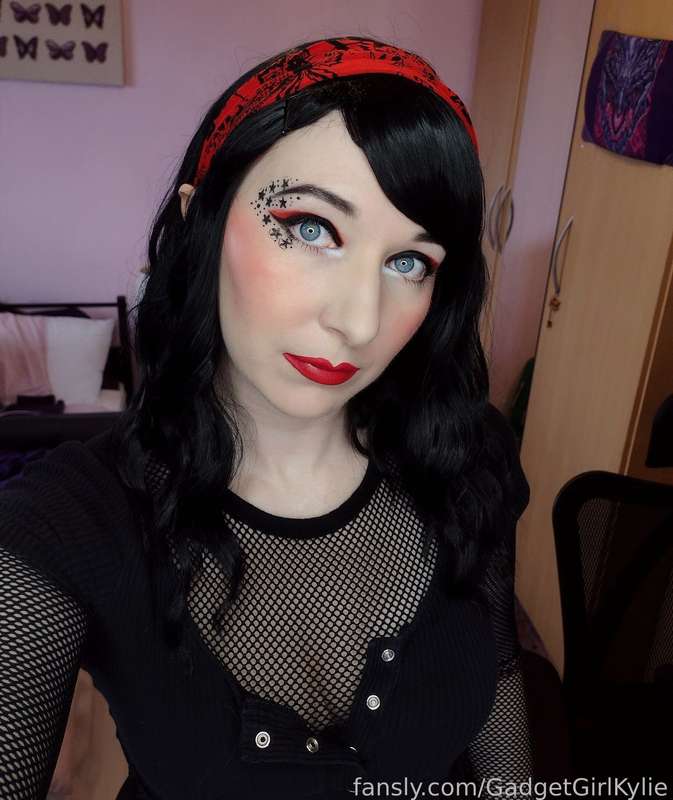 Gadgetgirlkylie - Fansly - 28 May, 2024