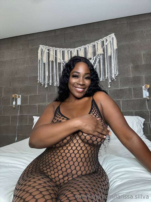 GIVING OUT THIS SLUT PORN FOR 𝑭𝑹𝑬𝑬https://onlyfans.com/forei..