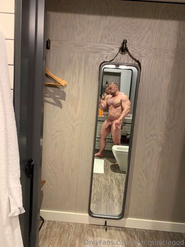 Ryanmusclegod - Onlyfans - 15 May, 2025 1