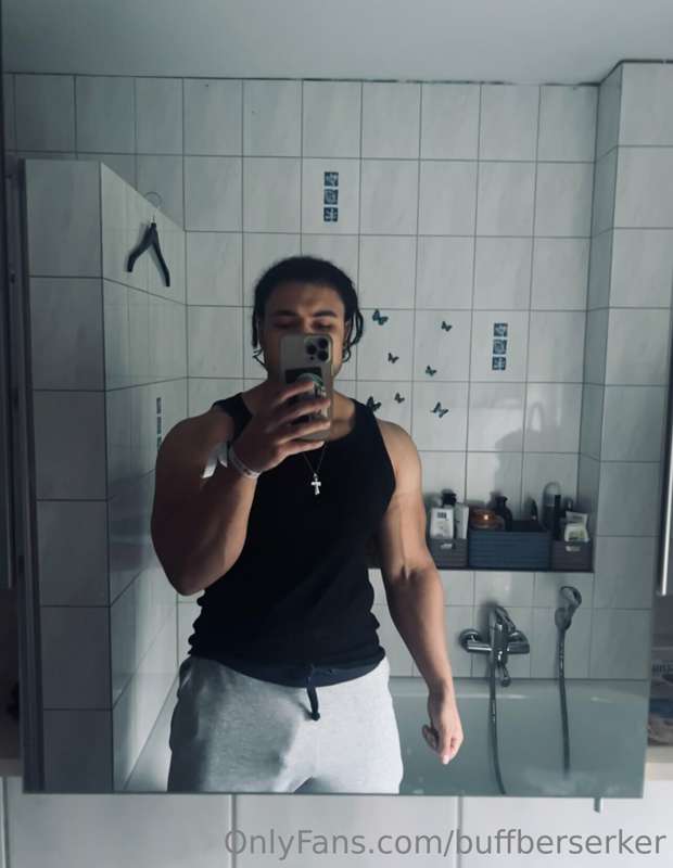 Look at this vein 👀 2
