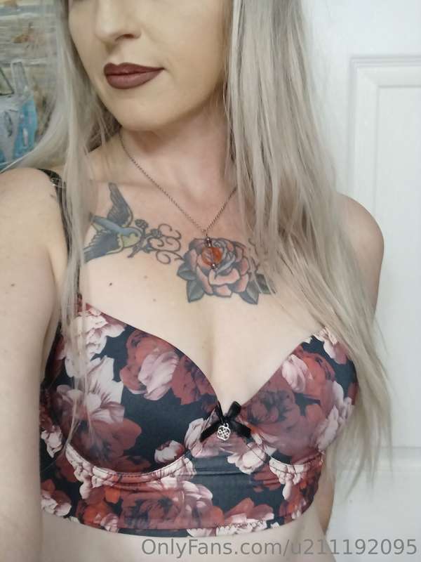 New bra. Do you like it? XoxoTrixie