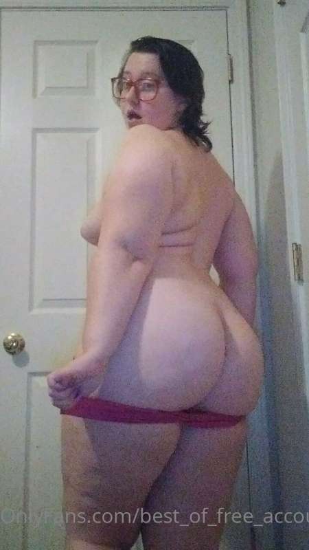# Hey baby! 😍Cum see more of what I have to offer on my OF! ..
