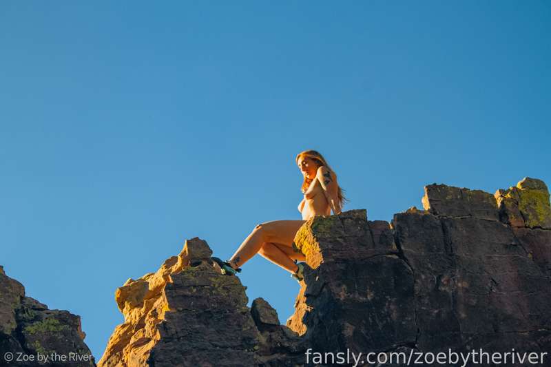 Zoebytheriver - Fansly - 17 Oct, 2021 2