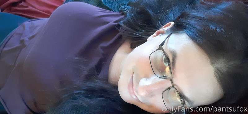 Foxgirl tired. Foxgirl go to sleep. See you sexy darlings to..
