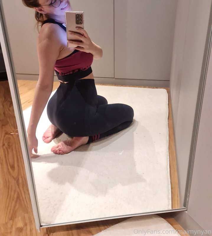I got new gym clothes for myself. 🤩 any favs? 8