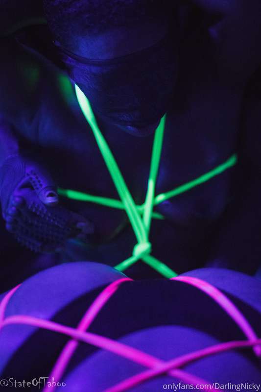Black light love