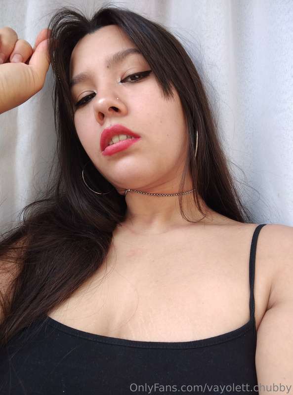 🫦 Do you like my lips? 