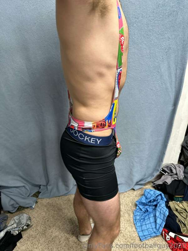 Not sure what this is the private is wearing! 7