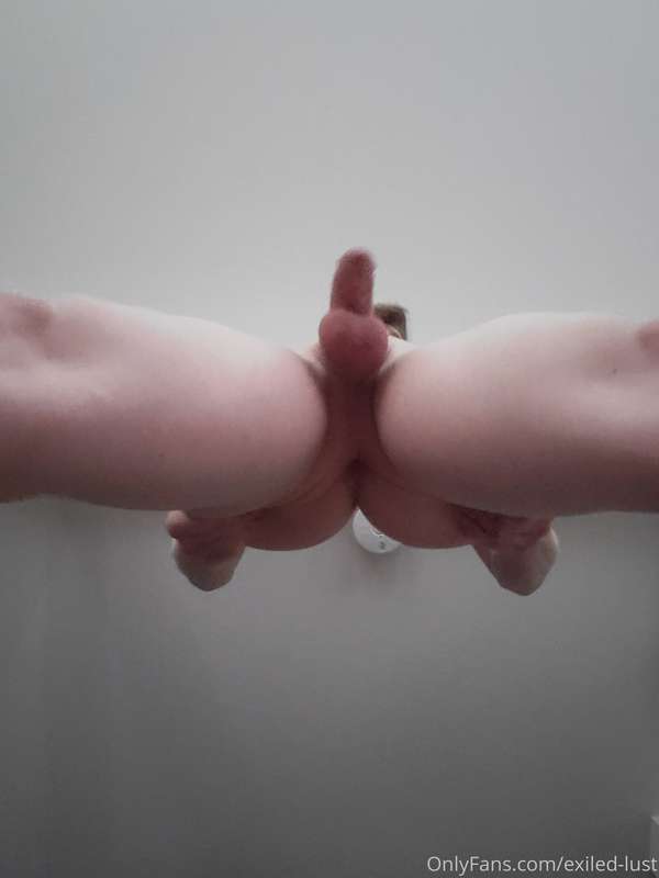 A nice cloudy morning. Makes for some dark ans lovely mornin.. 7