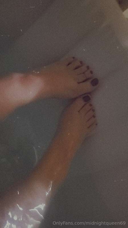 Heey feet lovers 😏❤️