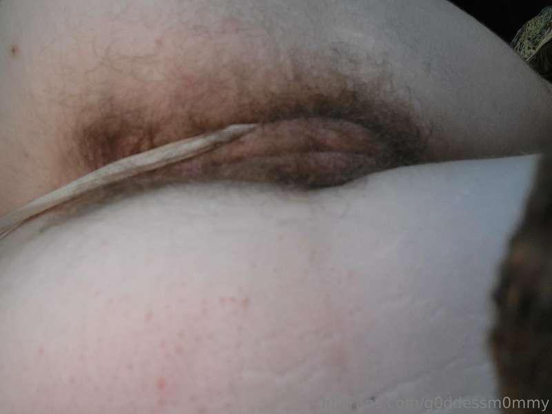 Such an adorable phat pussy 😍 😋 12