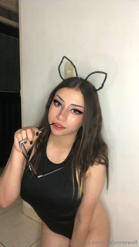 The bunny ears are back on again oops😈😇