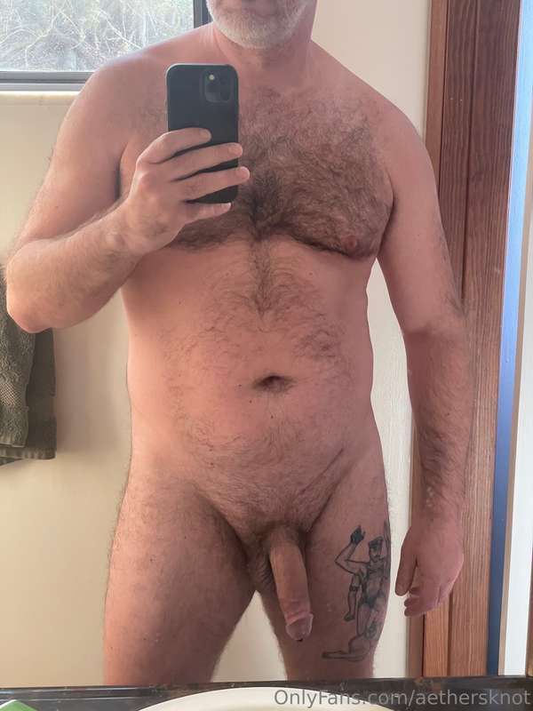 New place finally has a good mirror 