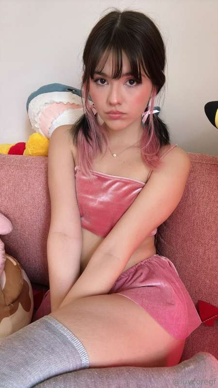 1st or 2nd pic? 2