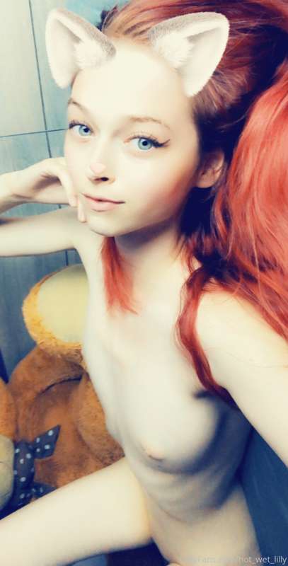 Hot_Wet_Lilly - Onlyfans - 23 Nov, 2020