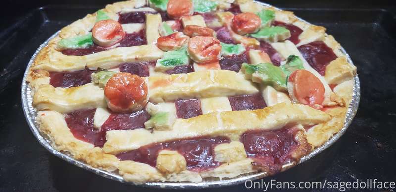 You want to see my pie? 🤣💋🤣