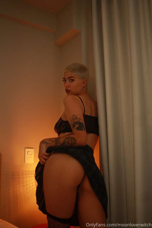 Way 2 sexy