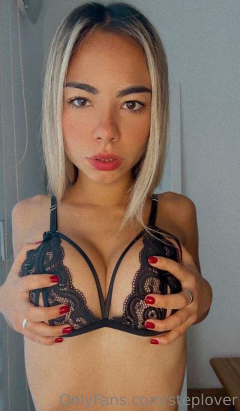 Tight, tempting, and totally trouble 😏🖤