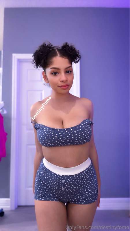 do u think i should adjust my top to make it more skimpy? 👀