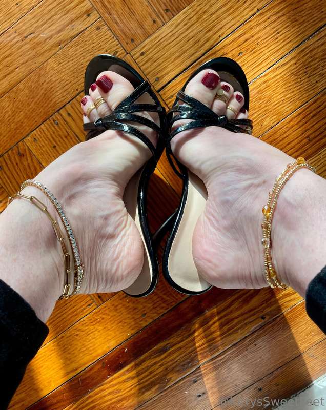 You asked, and I listened! Get ready for a little shoe love ..