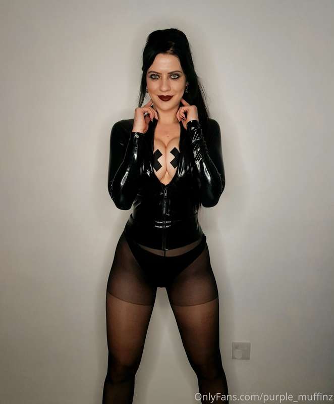 Which one is you favourite? Saturday night treat ;) your god.. 7
