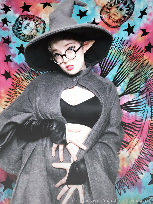 A mini witch set from 2017~ 1