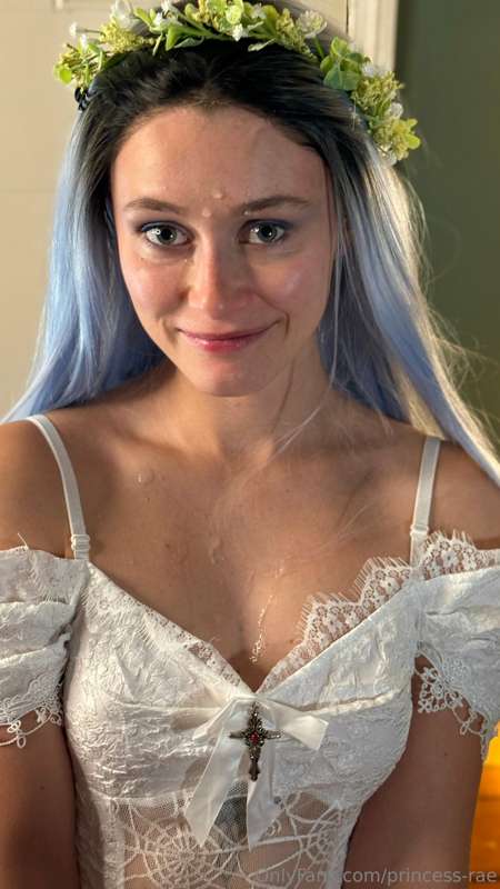 If you haven’t seen this little corpse bride get a load spra.. 1